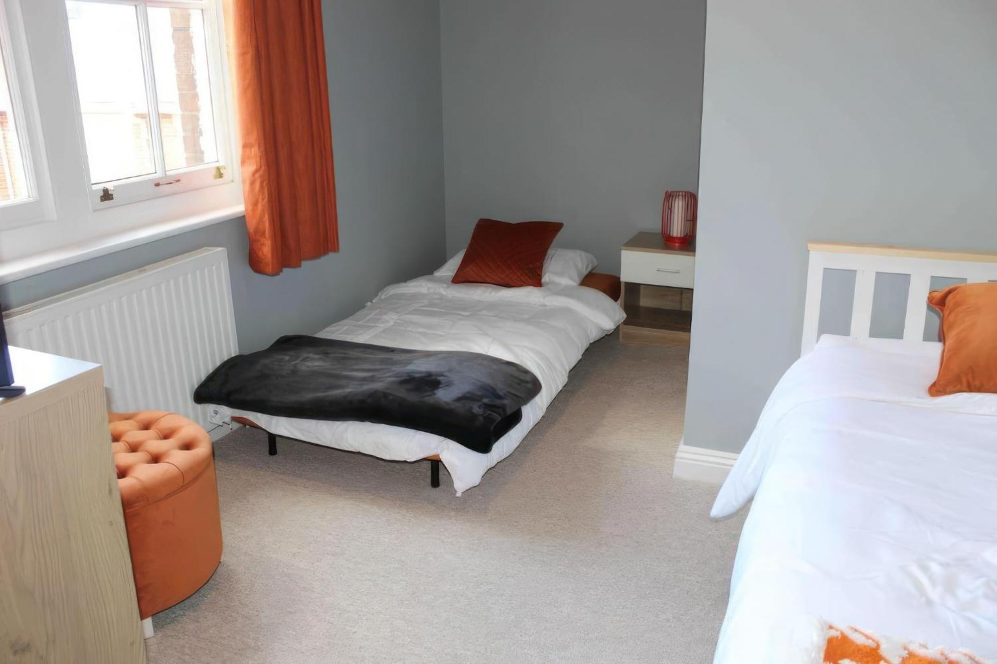 Lovely 2 Bed 2 Bath Flat With Free Parking プール エクステリア 写真